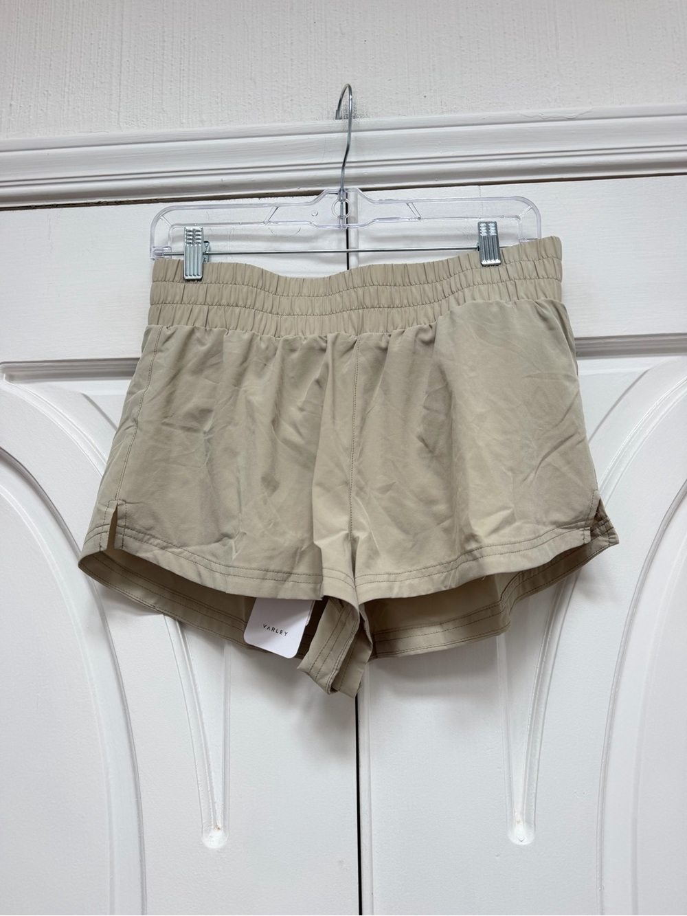 Varley Kallin Light Khaki Women’s Elastic Waist Shorts Small New